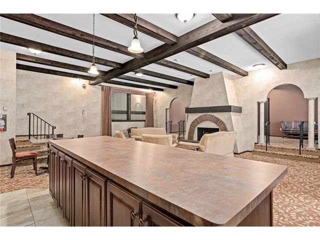 7300 York Avenue S 1083, Edina, MN 55435