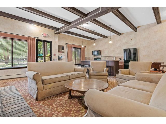 7300 York Avenue S 1083, Edina, MN 55435