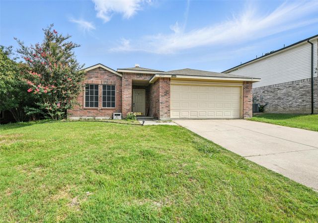 1217 Golden Sand Drive, Denton, TX 76210
