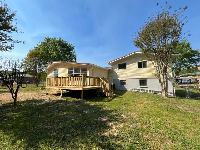 86 Rosewood Drive, Trenton, GA 30752