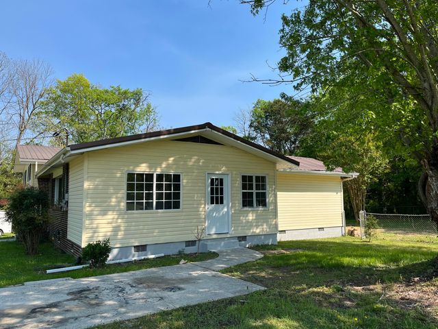 86 Rosewood Drive, Trenton, GA 30752