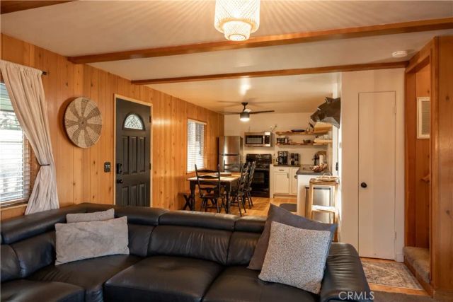 550 Villa Grove, Big Bear Lake, CA 92314