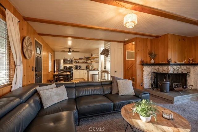 550 Villa Grove, Big Bear Lake, CA 92314