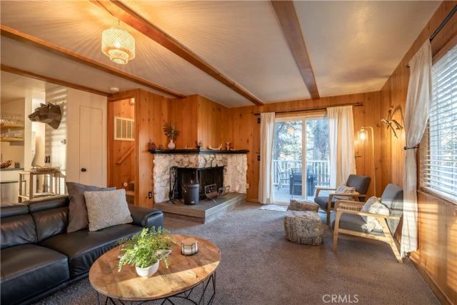 550 Villa Grove, Big Bear Lake, CA 92314