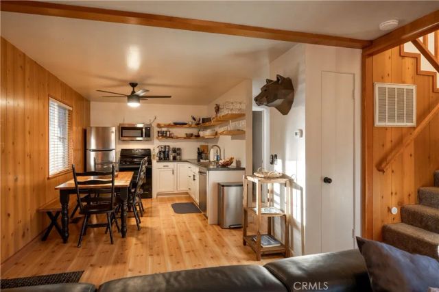 550 Villa Grove, Big Bear Lake, CA 92314