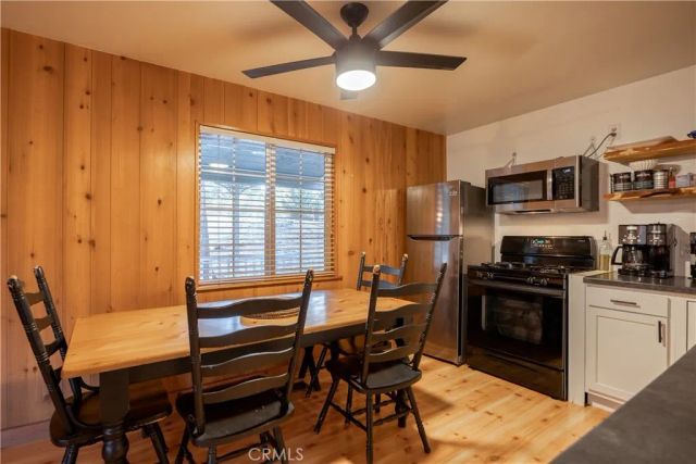 550 Villa Grove, Big Bear Lake, CA 92314