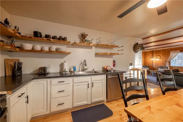 550 Villa Grove, Big Bear Lake, CA 92314