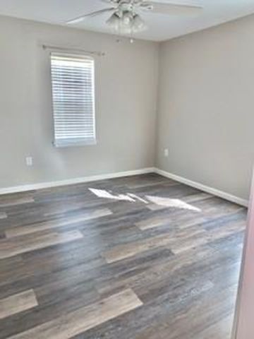 7434 W Lambuth Lane, Deer Park, TX 77536