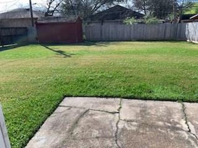 7434 W Lambuth Lane, Deer Park, TX 77536