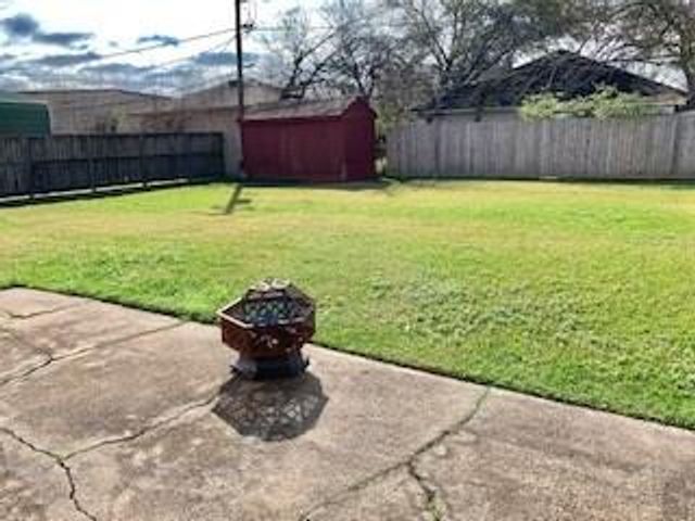 7434 W Lambuth Lane, Deer Park, TX 77536