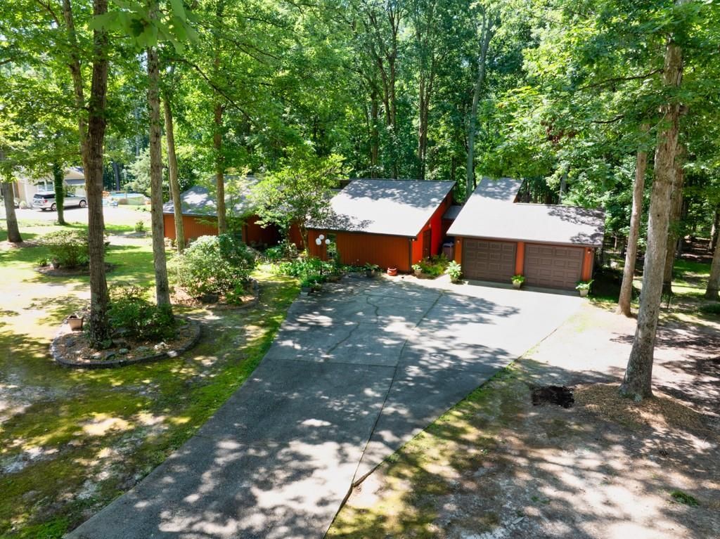 686 Hillwood Court, Dacula, GA 30019