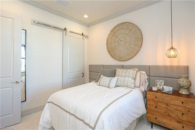 14727 Kingfisher LOOP, Naples, FL 34120