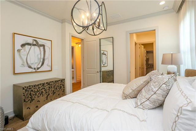 14727 Kingfisher LOOP, Naples, FL 34120