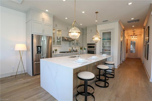 14727 Kingfisher LOOP, Naples, FL 34120