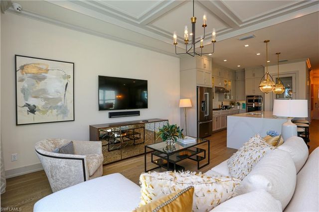 14727 Kingfisher LOOP, Naples, FL 34120