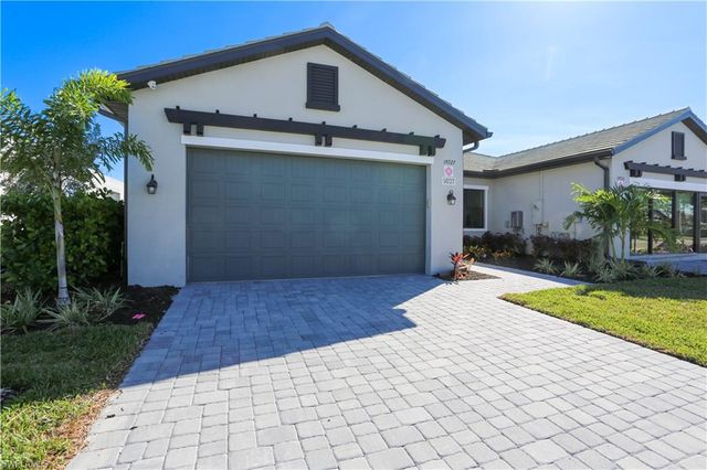 14727 Kingfisher LOOP, Naples, FL 34120