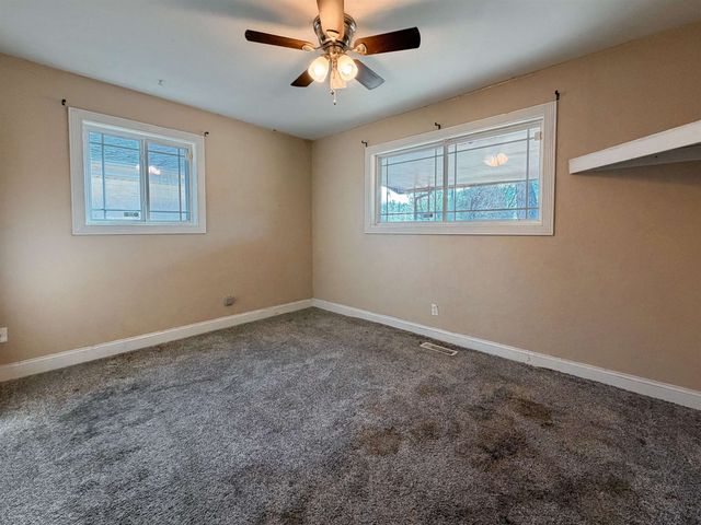 2202 E Blake St, Wichita, KS 67211