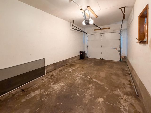 2202 E Blake St, Wichita, KS 67211