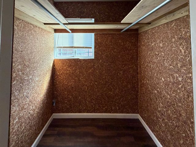 2202 E Blake St, Wichita, KS 67211