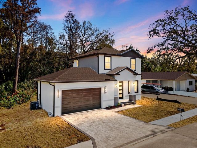 8119 N DAKOTA AVENUE, Tampa, FL 33604