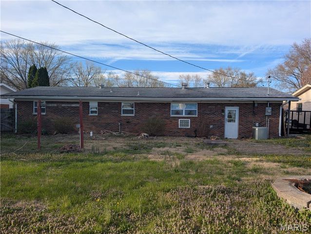 7632 Westchester Drive, Belleville, IL 62223