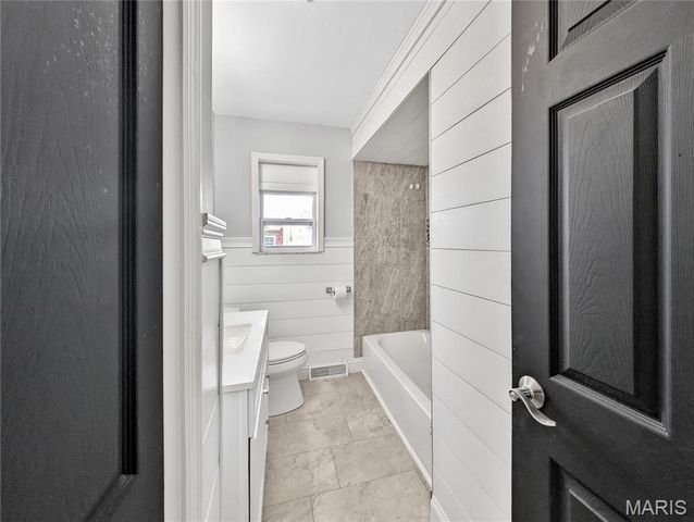 7632 Westchester Drive, Belleville, IL 62223