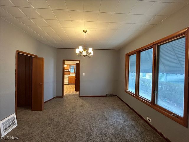 5715 Huss Avenue DOWN, Cleveland, OH 44105