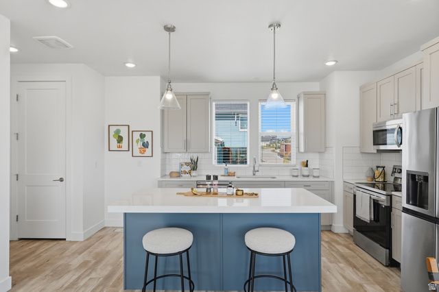 6148 W SOUTH JORDAN PKWY, South Jordan, UT 84009