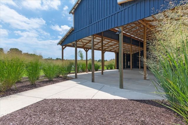 876 Joe Miller Drive, Hendersonville, TN 37075