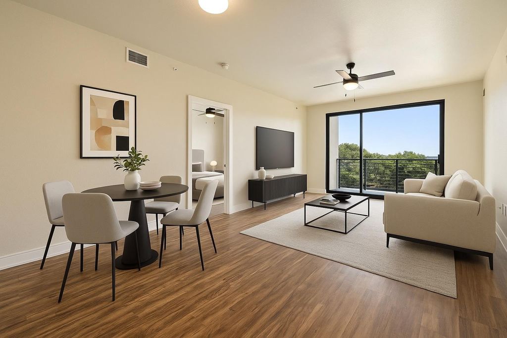 3016 Guadalupe ST 303, Austin, TX 78705