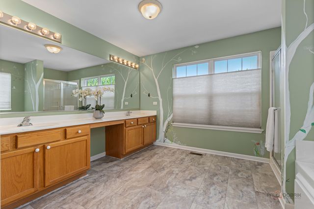 332 colonial Drive, Vernon Hills, IL 60061