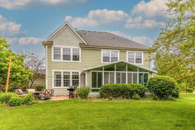 332 colonial Drive, Vernon Hills, IL 60061