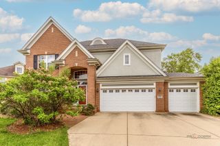 332 colonial Drive, Vernon Hills, IL 60061