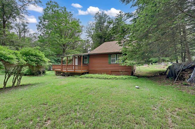 22 Ballard Street, Smallwood, NY 12778