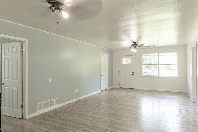 124 W Brule Street, Purcell, OK 73080