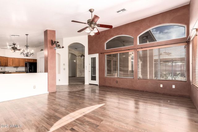 4209 W WAHALLA Lane, Glendale, AZ 85308