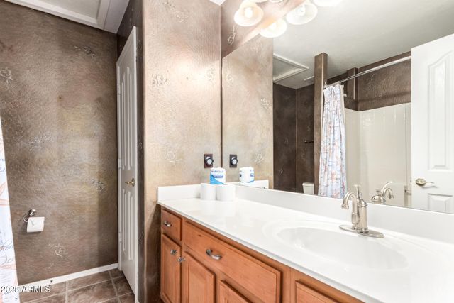 4209 W WAHALLA Lane, Glendale, AZ 85308