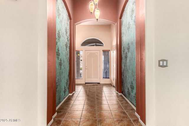 4209 W WAHALLA Lane, Glendale, AZ 85308