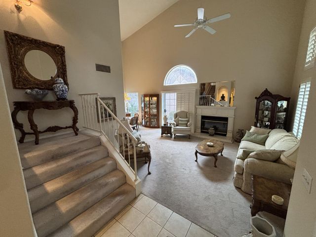 9066 N Red Lion Drive, Fresno, CA 93720