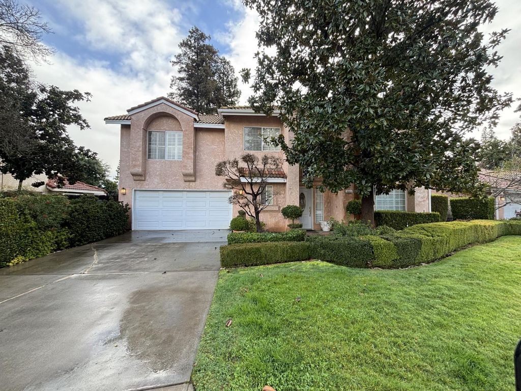 Image 1 of property listing at 9066 N Red Lion Drive, Fresno, CA 93720