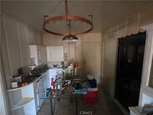 2881 N Golden, San Bernardino, CA 92404