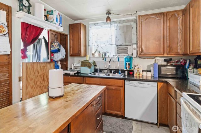 422 Madison Street, Centralia, WA 98531