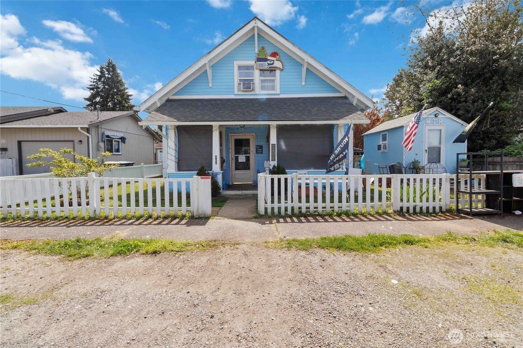 422 Madison Street, Centralia, WA 98531