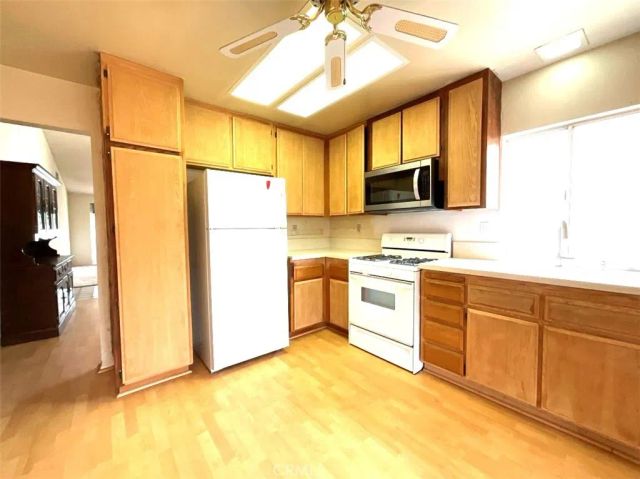 6376 W Oak Tree Avenue, Banning, CA 92220