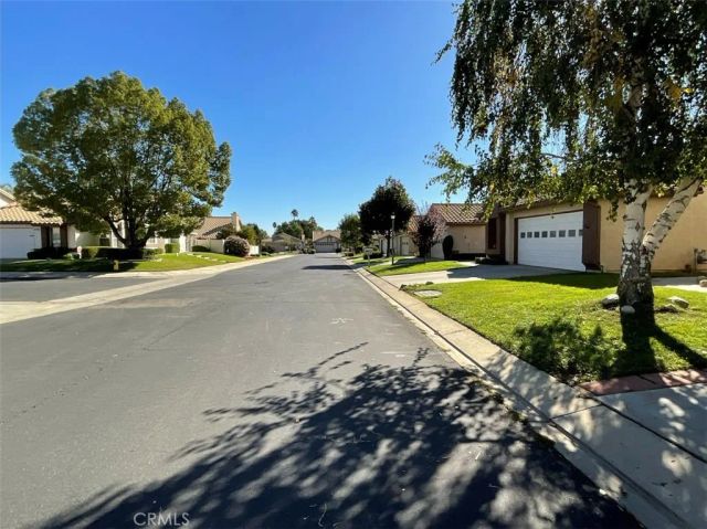 6376 W Oak Tree Avenue, Banning, CA 92220