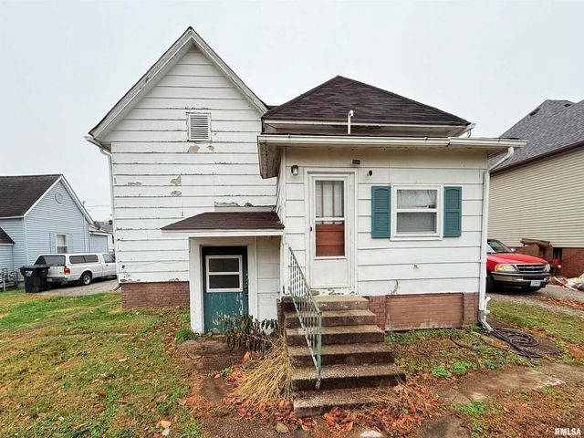 504 W SOUTH Street, Harrisburg, IL 62946