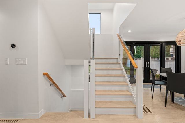 200 Hillspoint Road, Westport, CT 06880