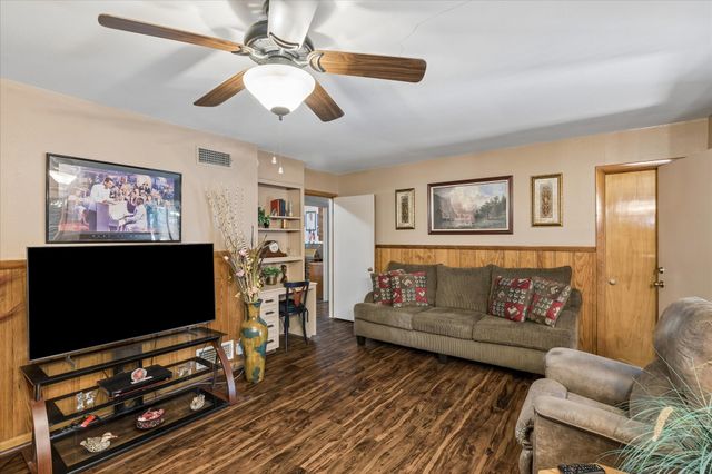 601 Line Drive, Gainesville, TX 76240