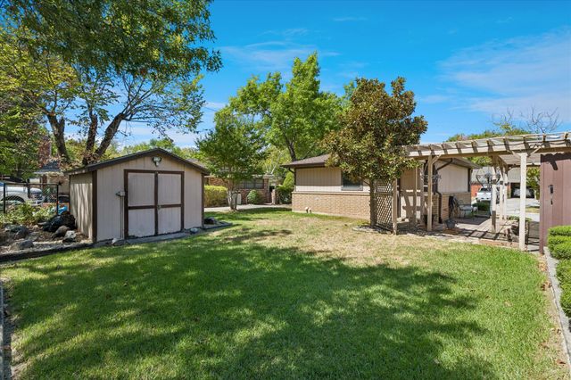 601 Line Drive, Gainesville, TX 76240