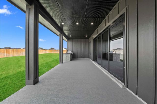 6631 King Oaks BLVD, Salado, TX 76571